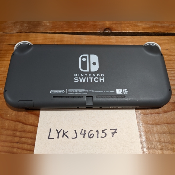 Nintendo switch lite - Picture 4 of 11